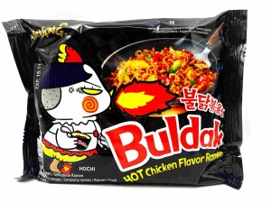Zupka makaron ramen ostry kurczak buldak Samyang 140g